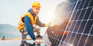 Solardachpflicht bei Neubauten und Dachsanierungen - ECOVIS Agrar - Steuerberater, Rechtsanwälte, Unternehmensberater