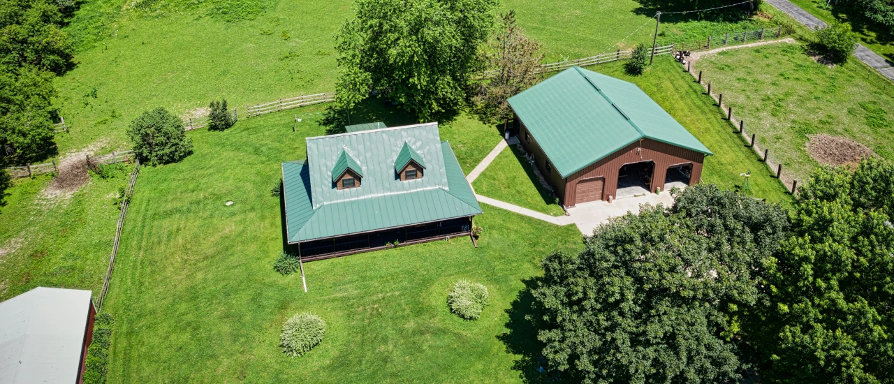 Tratamiento en el IRAE por enajenación de inmuebles rurales producto de una anterior escisión